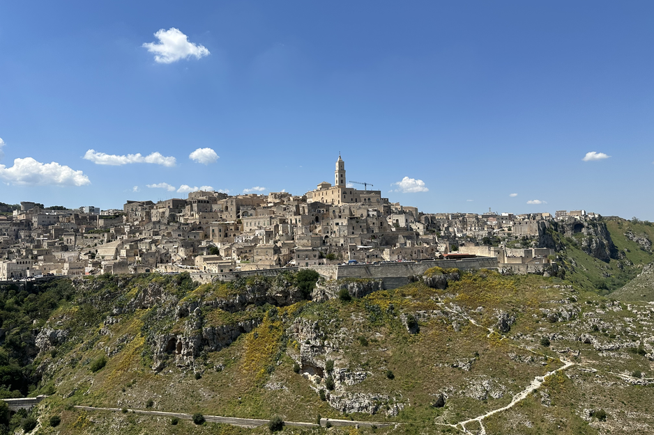 Blick auf Matera vom gegenüberliegenden Hügel | © Linz Airport